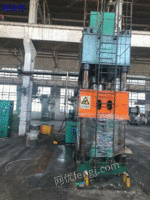 在位出售徐州500吨大台面四柱液压机，工作台1500X2300