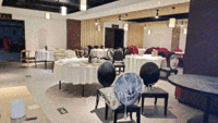 江苏张家港低价处理酒店空调厨具桌椅，需要的赶紧联系，货在张家港市塘桥镇