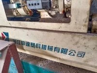 广西柳州不做了转让闲置浙江申达注塑机130吨一台，正常使用　用了十多年了．还有配套设备价钱另议．