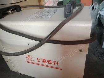 上海嘉定区因工厂转产低价出售八成新焊接机，台钻，切割机。