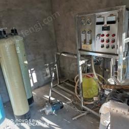新疆伊犁因工作原因出售二手闲置8成新加工玻璃水，洗衣液，防冻液等设备一套