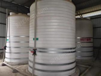 贵州遵义外加剂复配设备储罐出售12个20吨储罐，1个15吨储罐，1套化料设备，4个机泵