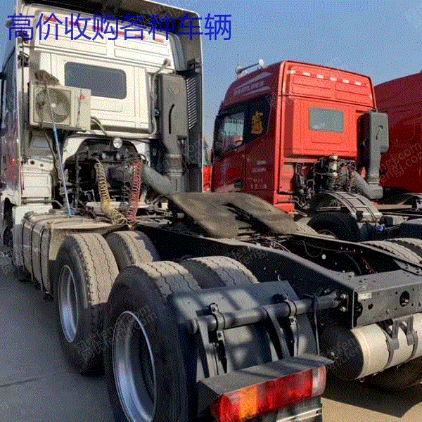 市场库存19年欧曼EST双驱550马力 国五轻体 可按揭免费转户