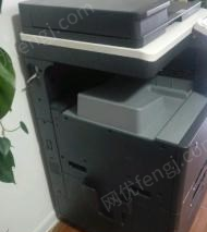 青海西宁因办公室搬迁一台九点九成新的打印机出售