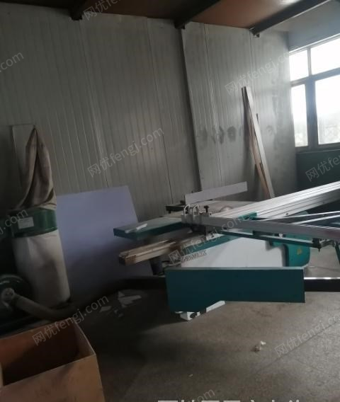 上海宝山区9成新木工锯床转让 