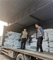 上海崇明县中型货架架仓储货架几百套3米高80宽2米长单层承重260公斤出售