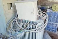 山东潍坊拆迁不用了出售1台100变压器，带电盘， 用了二年就闲置了 能正常使用, 看货议价.