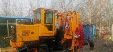 二手打桩机出售