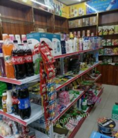 云南昆明出售一批超市货架，烟柜，酒柜，9层新  用了不到一年,看货议价.