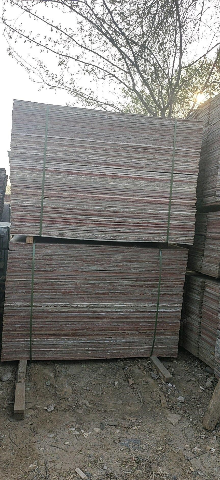北京房山区供应各种木方，模板