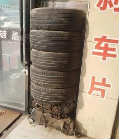 河北唐山出售二手轮胎 (只有家用轿车的)  型号不同,价钱面议.