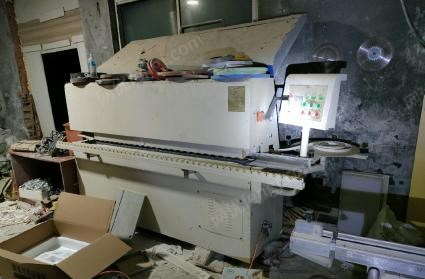 北京昌平区换新设备处理木工机械半自动封边机,推台锯各一台,用了四年了,能正常使用,看货议价.可分开卖