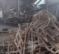 回收各类废旧木材