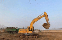 北京昌平区出售17年的工地干活的临工210挖掘机