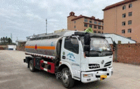 广东广州转让8吨油罐车工地自用来