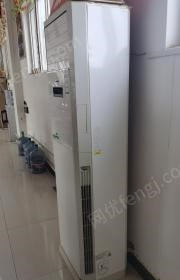 新疆喀什5匹格力空调9成新出售，购买后由于电压不够基本没使用过