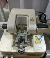 浙江温州转让在位眼镜店验光制作设备一套  磨边机需要维修.别的能正常使用,看货议价,打包卖.月底能拉走.