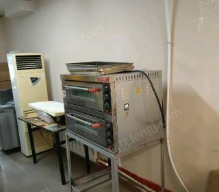 辽宁沈阳出售220双层电烤箱，带两个600x400托盘