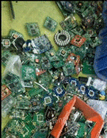回收各种废旧电子零件
