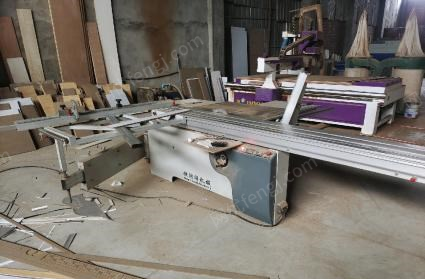 江西南昌移门机器雕刻机覆膜机裁板锯出售