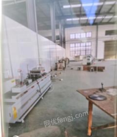 重庆永川区打包出售闲置铝合金门窗加工生产线全套设备，大小机器齐全