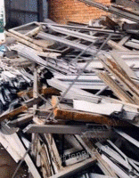 大量回收塑钢，PVC，废纸