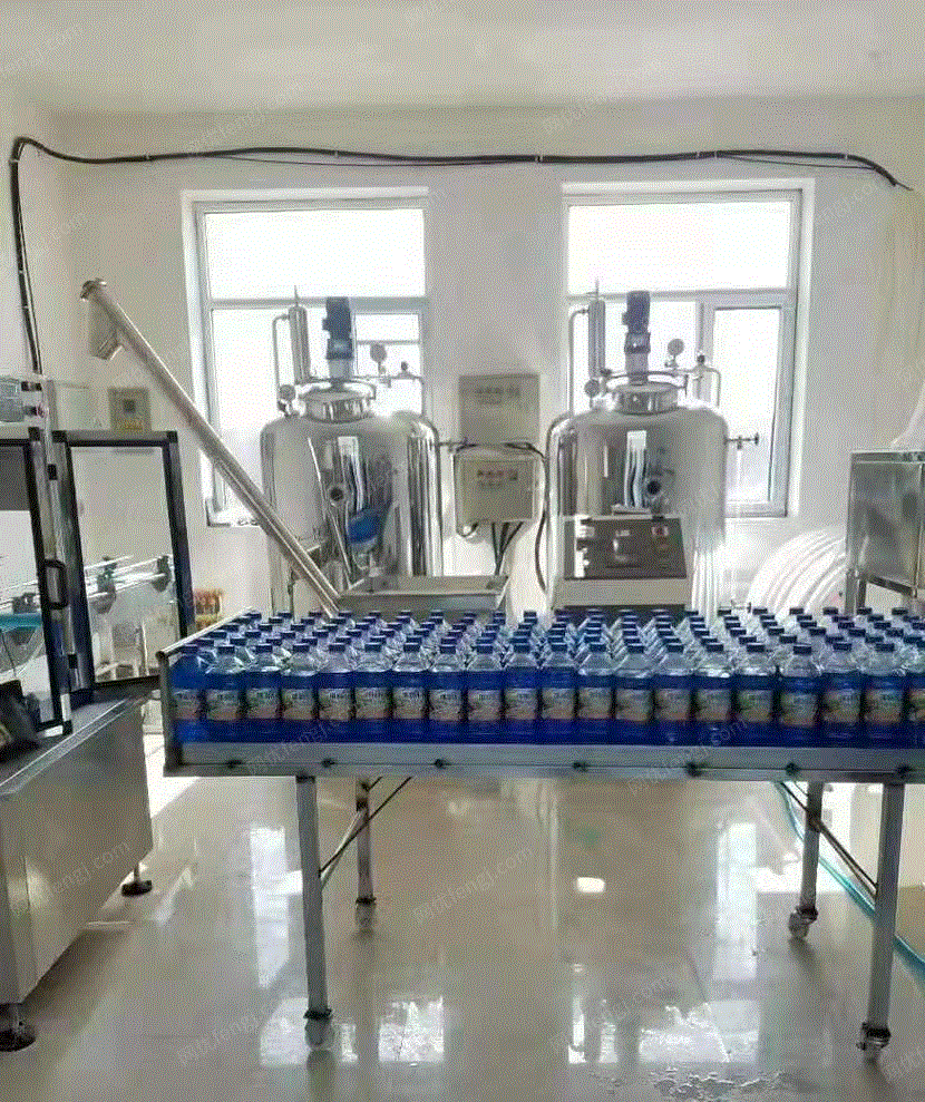 出售生产玻璃水 尿素 防冻液的设备