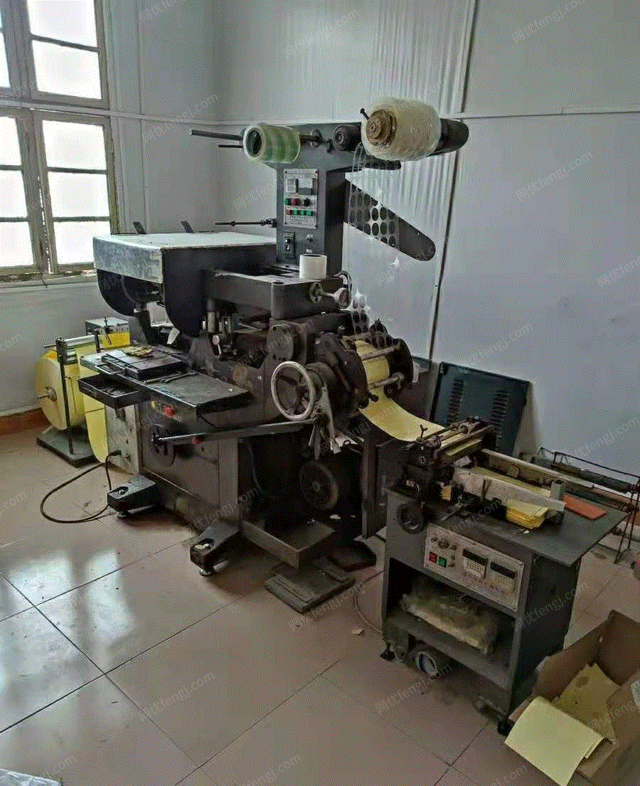 不干胶印刷厂设备转让，260轮转印刷机，180斜背印刷机，320模切机，布标印刷机，树脂版晒版机