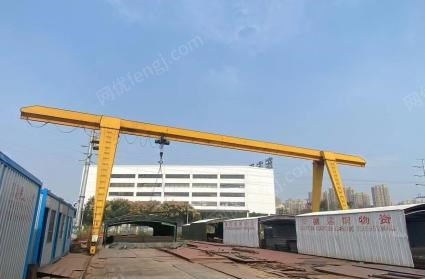 安徽合肥出售在位8成新电动葫芦门式起重机5吨 高8米长34米内22米 用了三四年,能正常用,看货议价.
