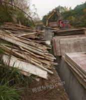 重庆大渡口区二手工程木方模板出售