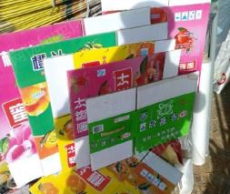 山西朔州处理各种型号的新纸箱1W多个,饮料瓶盖2吨