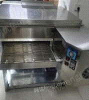 内蒙古鄂尔多斯18寸链条披萨炉，制冰机，冰激凌机，和面机，保鲜工作台出售