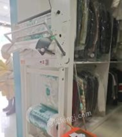 重庆九龙坡区出售ucc国际干洗设备  干洗机，洗烘一体机 烫台 收银等.用了二三个月,看货议价.