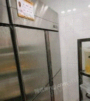上海嘉定区饭店不干了低价处理一批厨房设备及桌子椅子 上海嘉定区饭店不干了低价处理一批厨房设备及桌子椅子