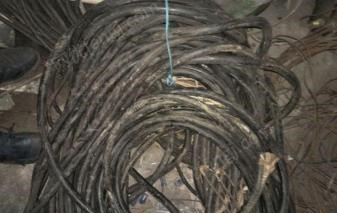 山西太原出售67米防水线缆3*10+1  国标的,全新未用上,看货议价.