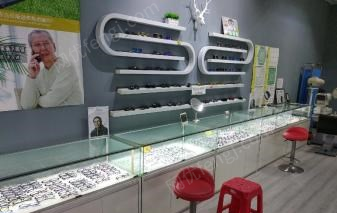 安徽淮南营业中眼镜店验光加工设备眼镜框眼镜片展柜转让