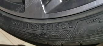 海南儋州九成新宝马x6改装21寸轮胎出售