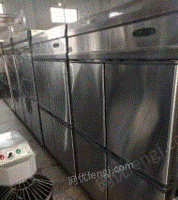 上海青浦区金城四门冷冻冰箱出售 金城西点展示柜 新麦烤箱等全套设备