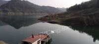 四川广元白龙湖因长江流域十年禁渔,自用钓鱼船一艏出售,长约十米，宽约2.2米 