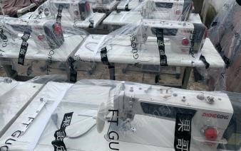 浙江杭州出售服装厂转让设备，平车33台，锁眼机，以及其他