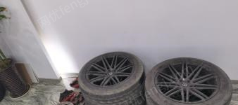 江苏苏州出售一套巴博斯轮毂加轮胎  跑了几千公里.看货议价.