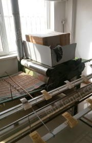 辽宁锦州在位打包出售二手9成新梳棉机，电脑行缝机，小弹花机各一台 