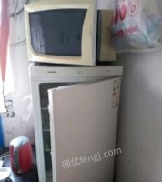 上海浦东新区西门子老冰箱，搬家低价转让。