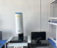广东深圳二手二次元影像测量仪，3020品牌机，z轴半自动，投影清晰出售九成新