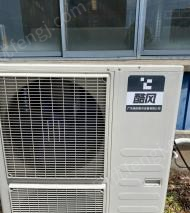 上海奉贤区出售闲置八九台美的空调 2.5P以上的　去年买的,还有全套熔喷布设备,看货议价.可分开卖.