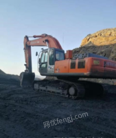 内蒙古包头出售二手挖机日立原装350-3g