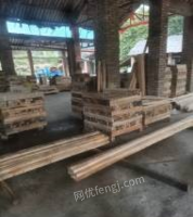 浙江宁波各种类圆木，加工成的木方，木板，价格优惠出售