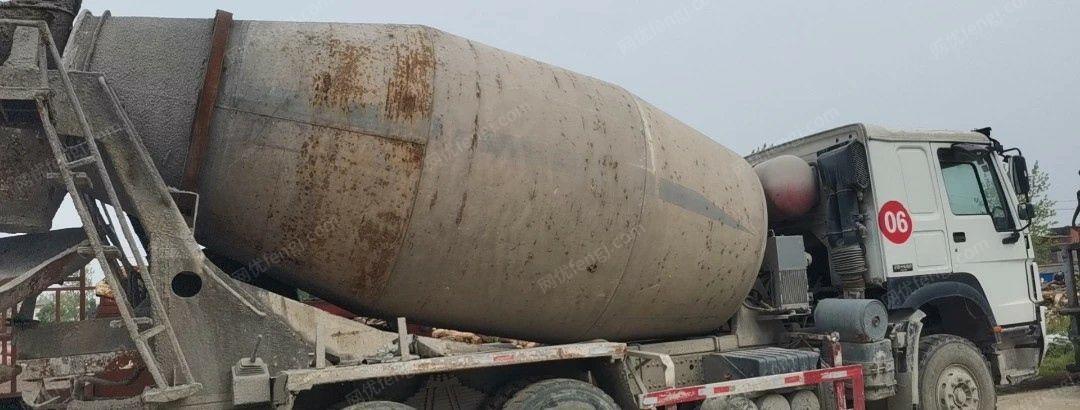 二手搅拌车出售