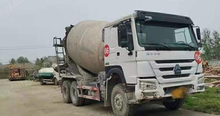 二手搅拌车出售