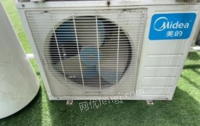 河南郑州8成新美的格力空调 750出售